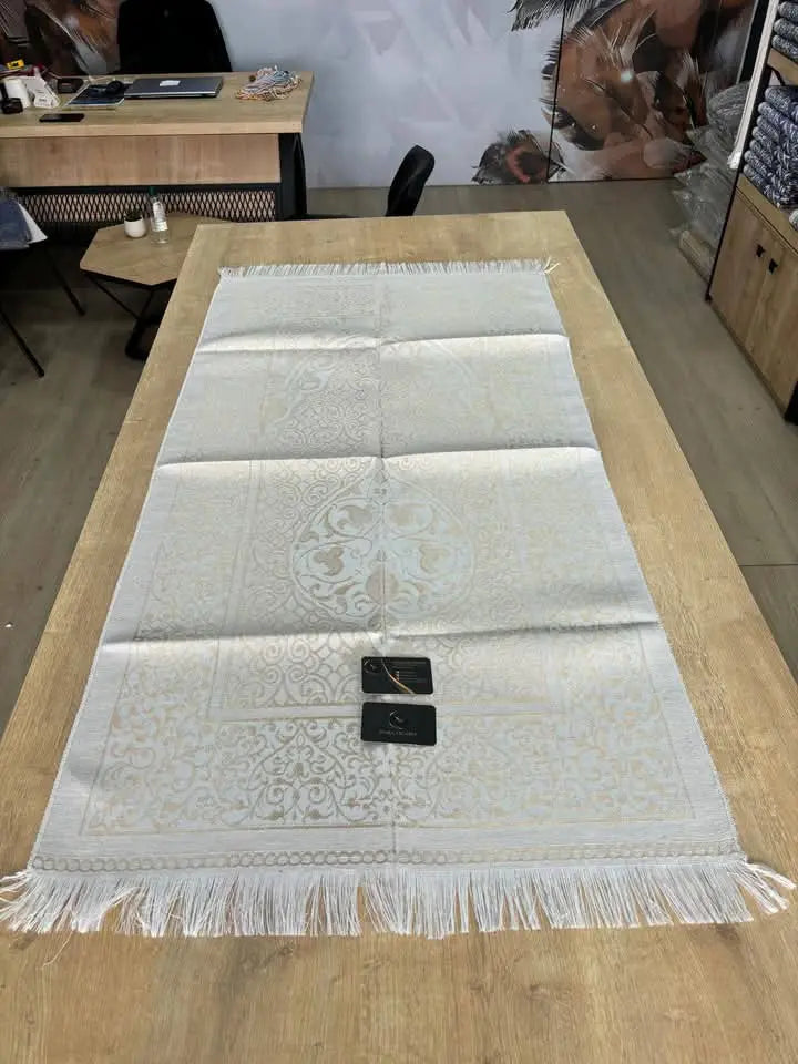 Prayer Mats (Price per 10 Pieces) Walsh Trader