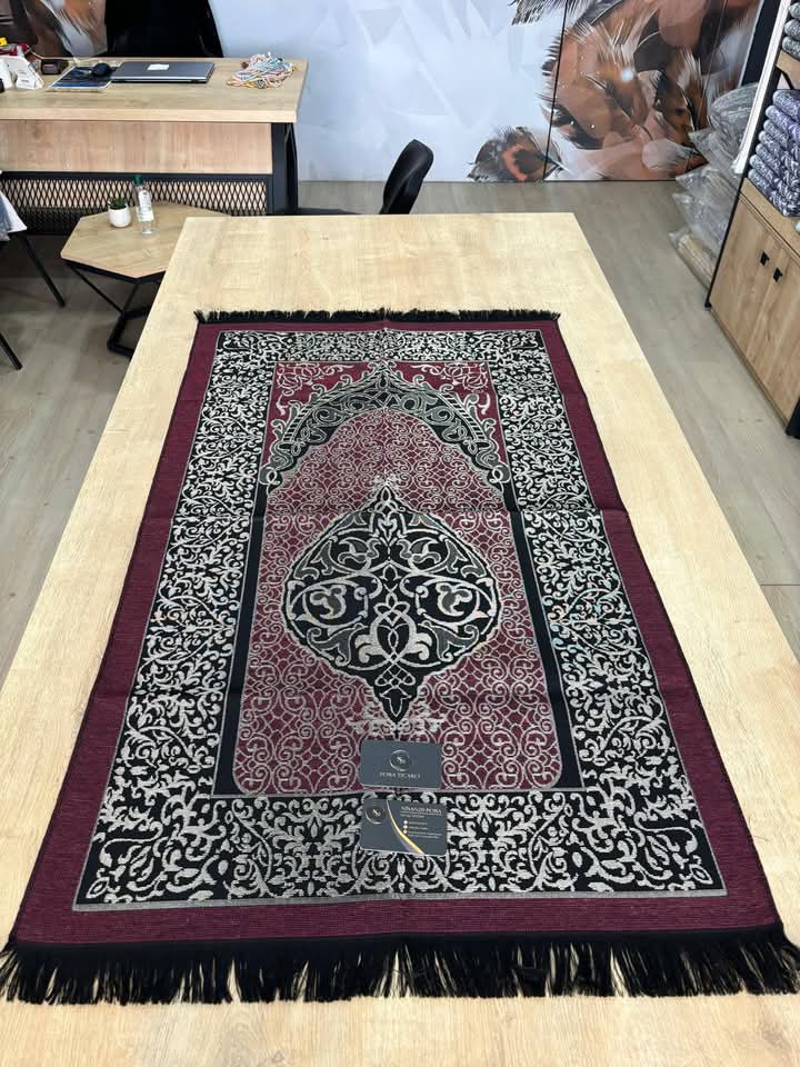 Prayer Mats (Price per 10 Pieces) Walsh Trader