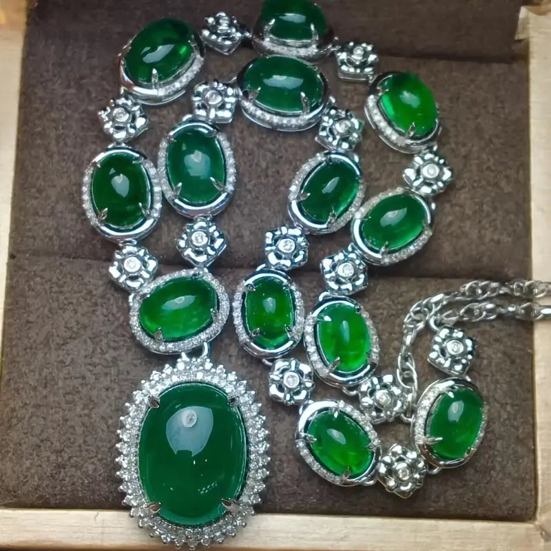 Elegant Luxury Green Synthetic Zirconia Bracelet for Women